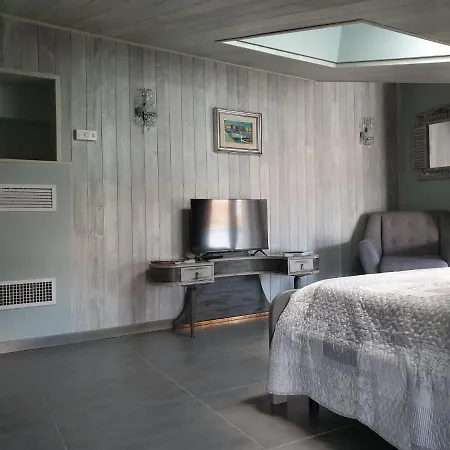 Shab&b Konukevi Florinas